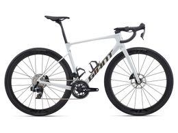 Giant Defy Advanced Pro 1 Rennrad